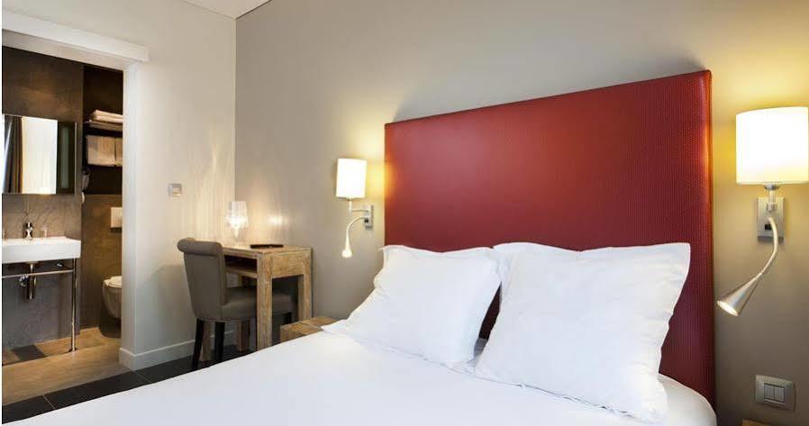 Hotel Douglas Puteaux Luaran gambar